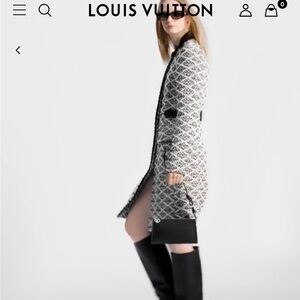 Authentic Louis Vuitton Epi Pochett